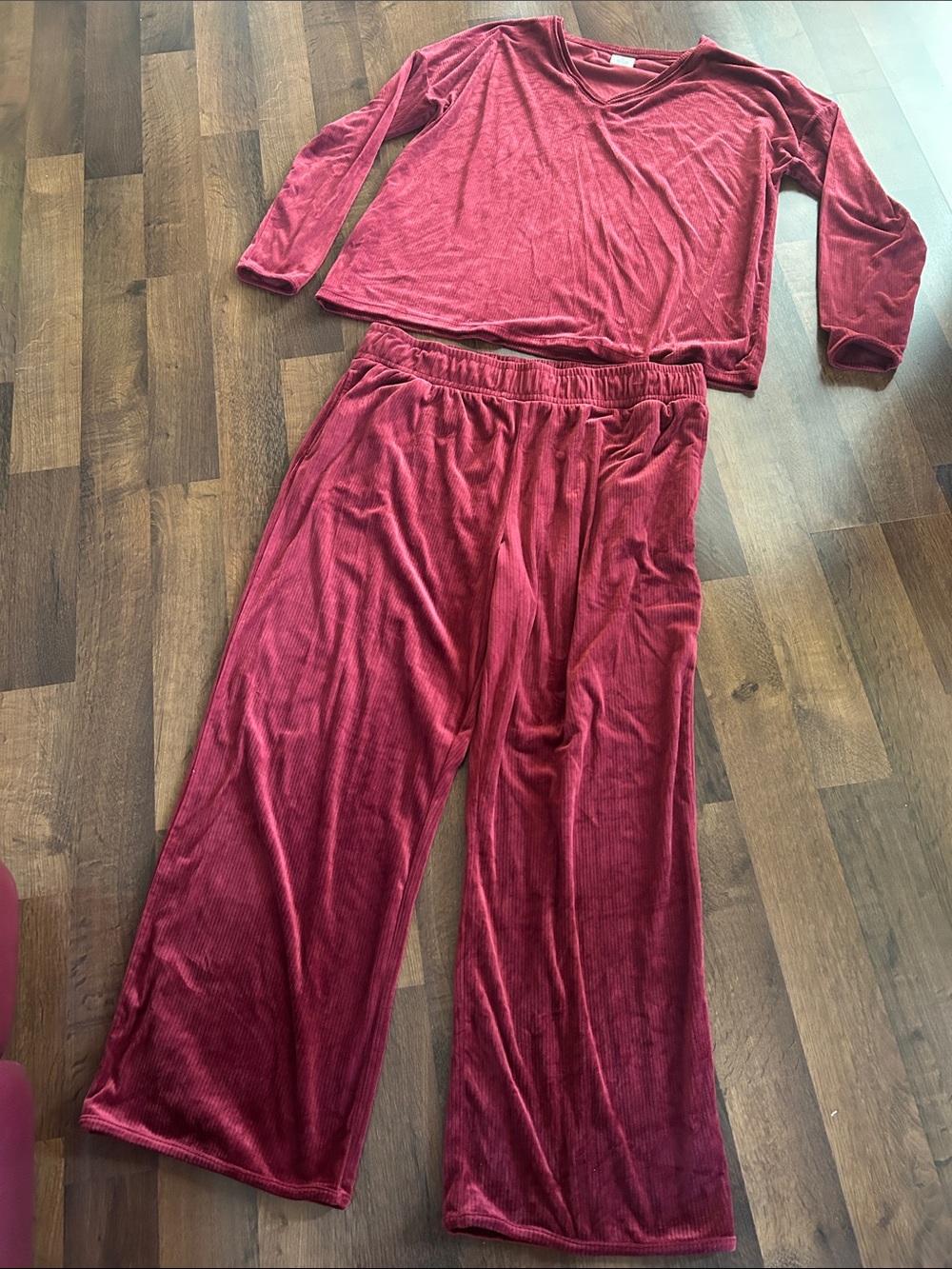 Woolrich V-Neck Velvet Top in Wine Red